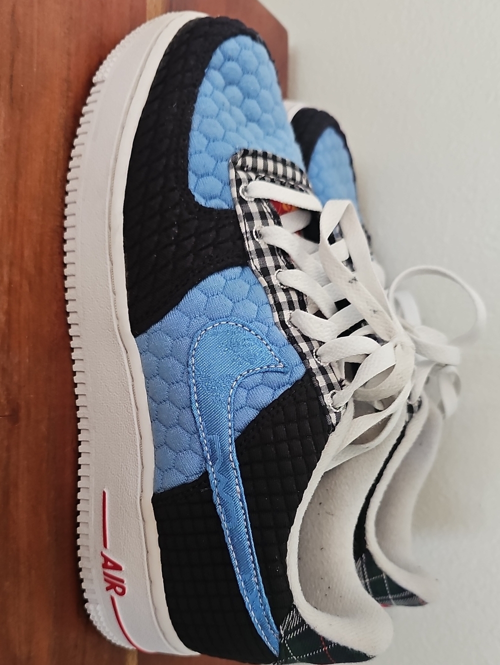 Nike Kids Light Blue & Black Quilted Plaid-Trim Sneakers